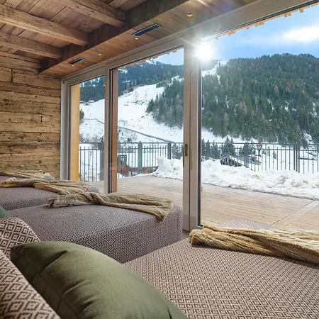 Hotel Hauserbauer 4*