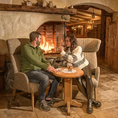 Hauserbauer Hotel 4*