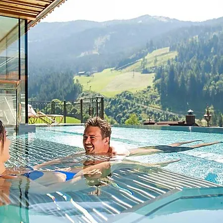 Hauserbauer Hotel 4*