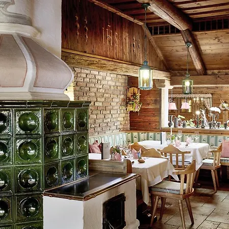 Hotel Hauserbauer Dorfgastein